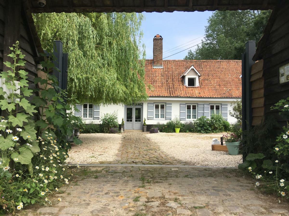 Le Clos Dessyag Montcavrel Exterior foto